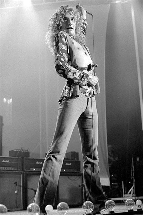 Pin On Robert Plant