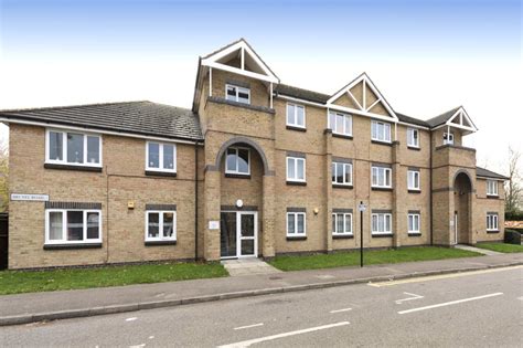 Brunel Road, Walthamstow, London, E17 - Nested