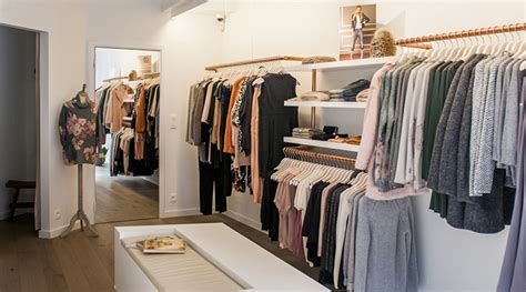 27 Simple Clothes Shop Design Ideas Png Sample Shop Design