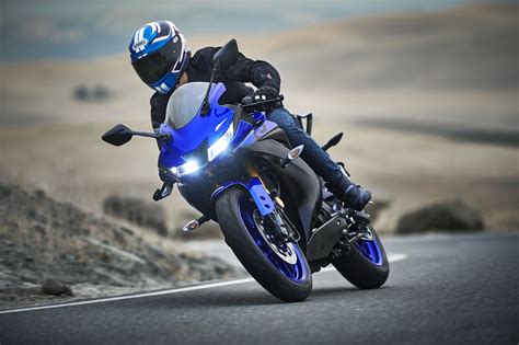 Great savings free delivery / collection on many items. Motorrad Occasion Yamaha YZF-R125 kaufen