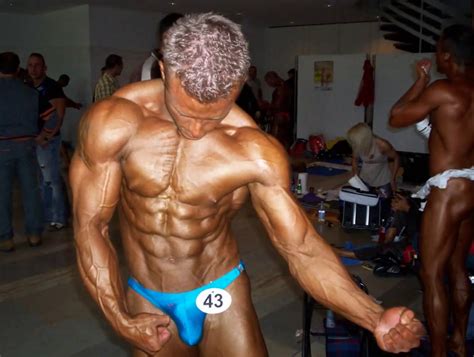 Bodybuilder Bulge Posing Trunks VPL Sandro Kreller Posing With A
