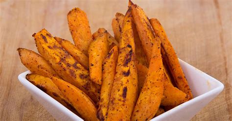 All you need to do is start by slicing the taters lengthwise. 10 Best Healthy Dipping Sauce for Sweet Potato Fries Recipes