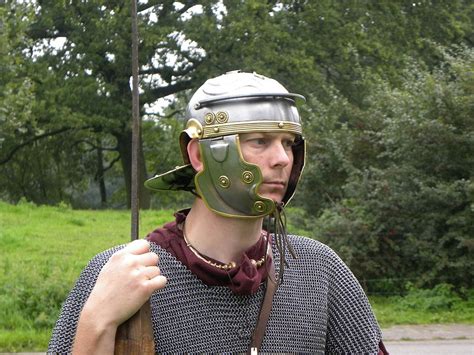 The Weapons And Armour Of A Roman Legionary A Speedy Read For Kids