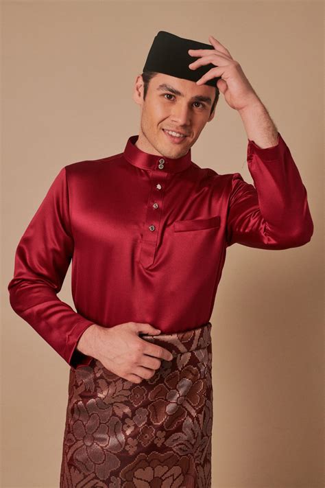 Baju Melayu Moden Asli In Burgundy Rijal And Co
