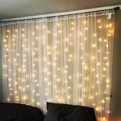 Decorate Your Bedroom With Beautiful Twinkle Lights