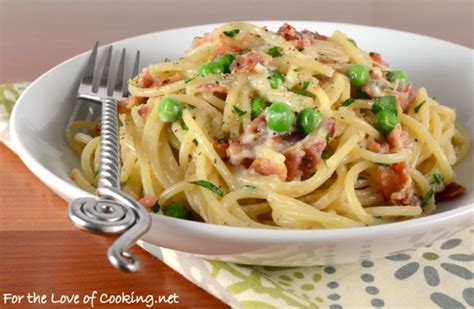 No, but really, this is one of those dishes that comes together in 15 minutes or less with just 5 ingredients of spaghetti, bacon, garlic, parmesan and eggs. Pasta Carbonara with Bacon and Peas | For the Love of Cooking