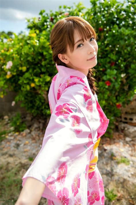 Non Nonoura Nonbiyori Hardcover Photobook Japan Actress 126 Pages Prestige Ebay