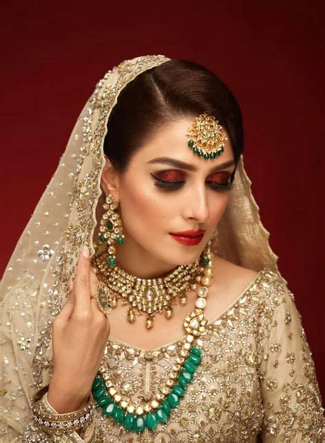10 Most Gorgeous Photo Shoots Of Ayeza Khan Reviewitpk Bridal