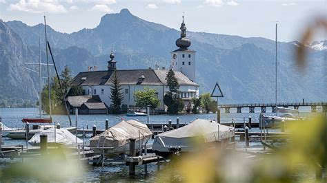 From wikimedia commons, the free media repository. Ein Tag in Gmunden - Ausflugstipps