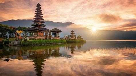 Bali Temple Wallpapers Top Free Bali Temple Backgrounds Wallpaperaccess