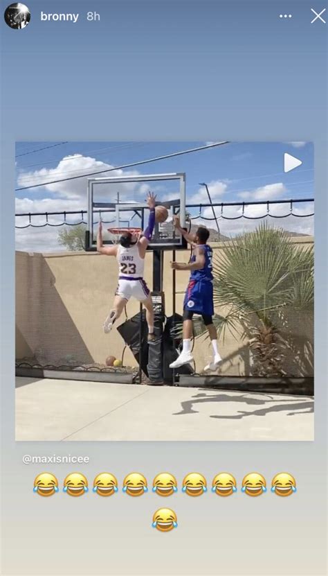 Il pousse alors très légèrement patrick beverley avec son bras, et le joueur des clippers en rajoute largement dans sa chute. The Lakers received their championship rings before ...