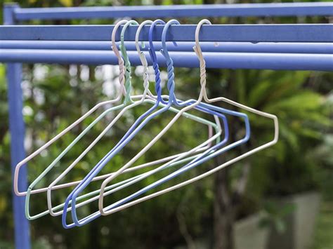11 Clever Household Things To Do With Coat Hangers