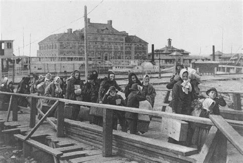 Ellis Island Immigration Facts And History Genealogybank