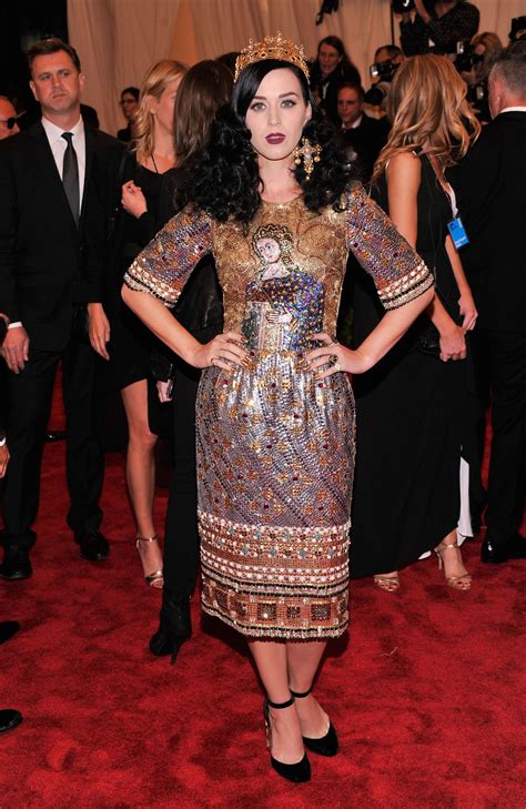 Katy Perry Is Crowned The Punk Queen At The Met Gala Met Gala Dresses