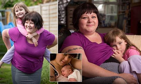 Miira Dawson Claims Long Term Breastfeeding Has Made Her Five Year Old Smarter Daily Mail Online