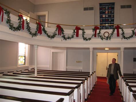 30 Church Christmas Decorating Ideas