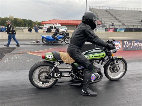 Wild Two Stroke Drag Racing Entertains In Martin Drag Bike News