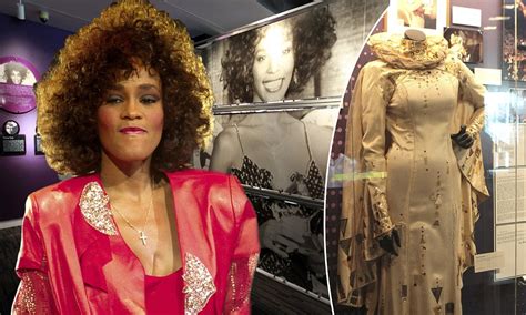 Whitney Houston Exhibition Opens At Las Grammy Museum Daily Mail Online