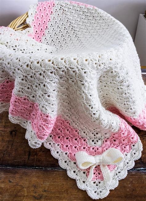 Crochet Baby Blanket In The Round Free Pattern Maisie And Ruth