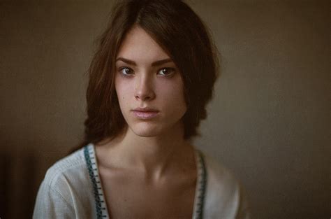 Baggrunde ansigt Kvinder model portræt langt hår fotografering sort hår mode næse