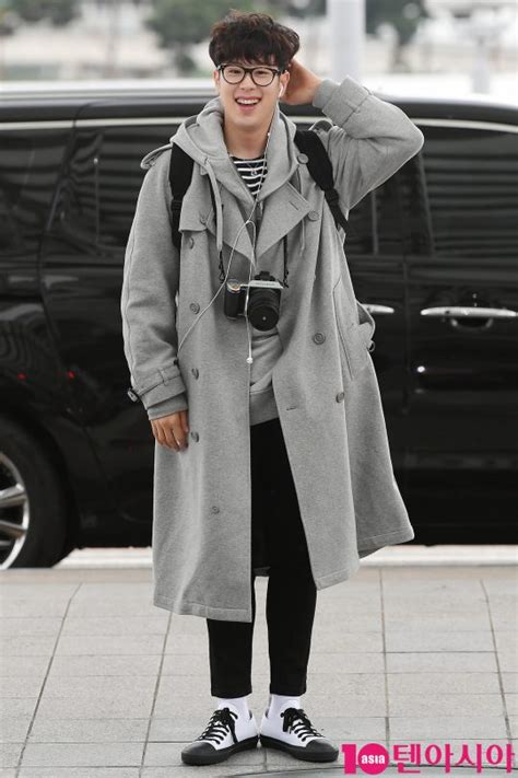 작가 한여름,하목,건드리고고 총편수 총 68화. TEN PHOTO 피오 순둥 순둥 | 텐아시아
