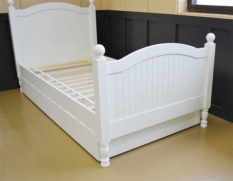 Pottery Barn Kids White Twin Bed With Trundle Ebth