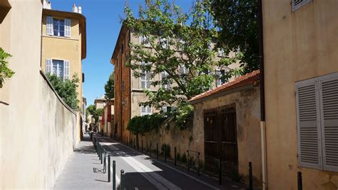 Photo Old City Of Aix En Provence