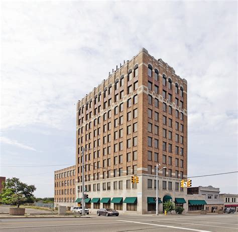 Downtown Pontiacs 10 Story Riker Building Sells For 830000 Crains