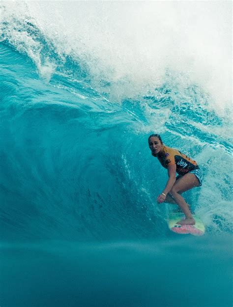 Carissa Moore Claims Fourth World Title Surfgirl Magazine Surfing Waves Surfing Famous Surfers
