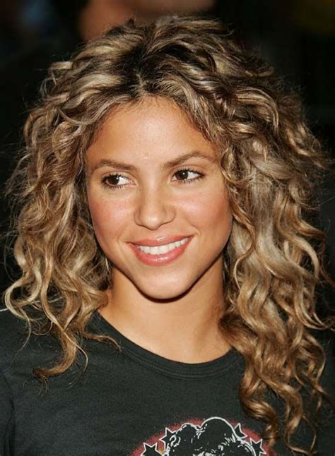 21 Layered Curly Hairstyles To Try Everyday Feed Inspiration