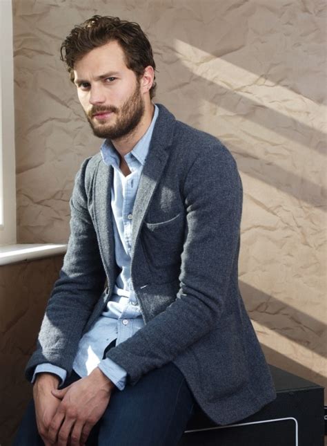 Model Jamie Dornan Covers Up For Killer Role In Bbc2s The Fall Metro