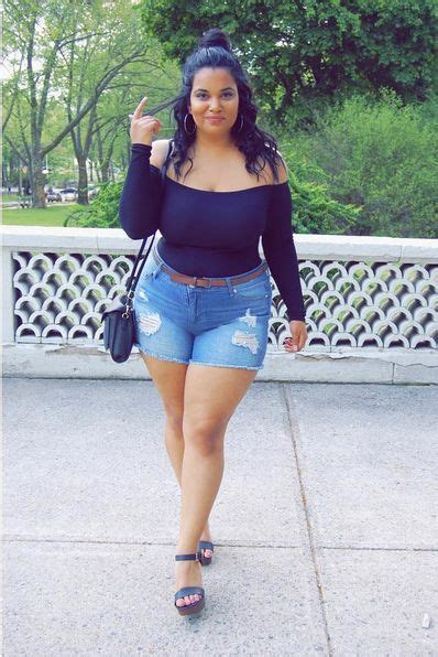 17 1 20 Ideas On How To Wear High Waisted Shorts For Plus Size Women Curvy Outfits Mode Outfits