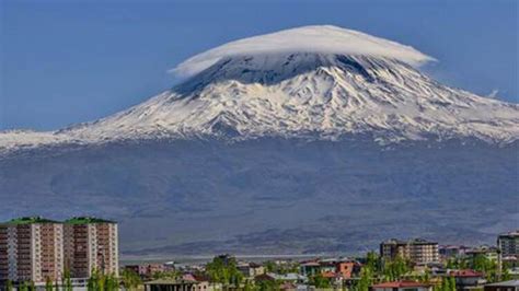 Türkiye'nin çatısı Ağrı Dağı'na beyaz şapka - Son Dakika Haber