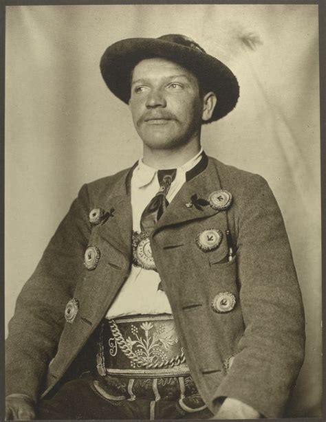 31 Ellis Island Immigrant Photos From 100 Years Ago That Remind Us The Beauty Of American