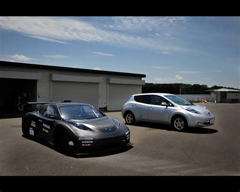 Nissan Leaf Nismo Rc Racing Green Electric Car 2011