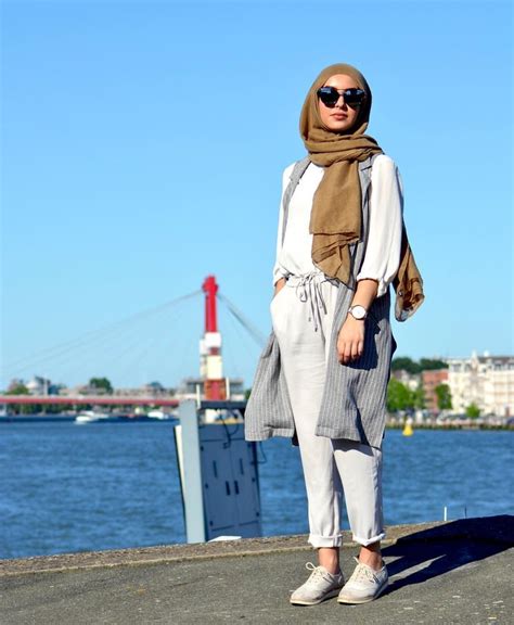 Casual Ready To Wear Outfit Beach Hijab Outfit Summer Hijab Outfits Winter Outfits Ootd Hijab