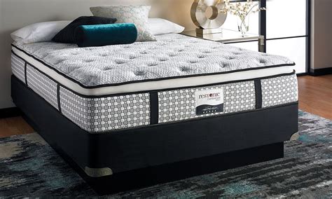 Leesa mattresses feature their universal adaptive feel™, which promises a comfortable sleep no matter your body type or sleeping style. The 4 Most Important Factors To Consider When Buying A New ...