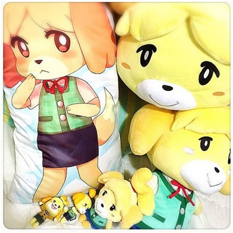 Isabelle Hug Pillow Coverwithout Pillow Animal Crossing Etsy