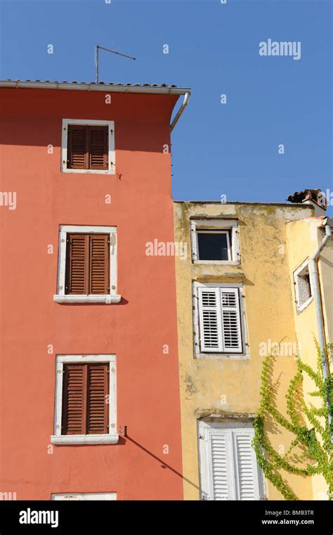 Old Villas Hi Res Stock Photography And Images Alamy