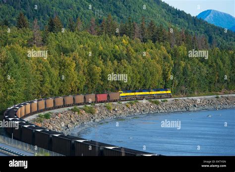 Turnagain Arm Train Hi Res Stock Photography And Images Alamy