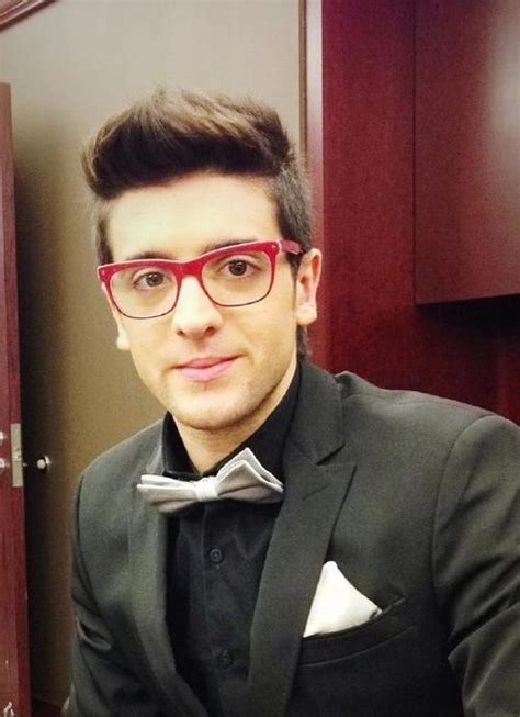 Piero Barone Handsome Musical Group Singer