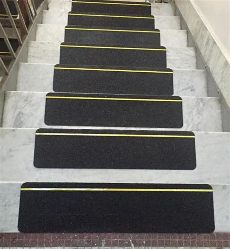 84612 Yellow Reflective Stripe Anti Slip Stair 50 Treads Safety Tape