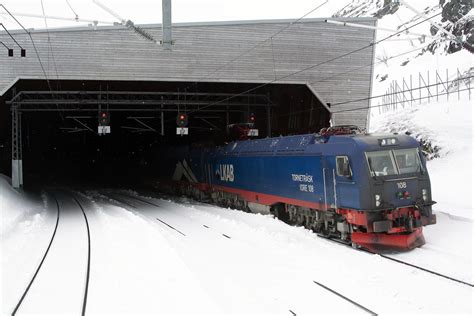 A Meet At Bjornfjell Train Number Three Of A Three Trai Flickr
