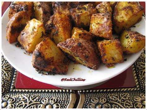 What temperature do potatoes cook? Baked Potato Cubes - RedChillies