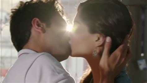 Sonam Kapoor Hot Kissing Scene In Ultra Hd Hd Youtube