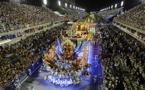 Rio De Janeiro Carnival In Pictures Exotic Dancers Parade Through