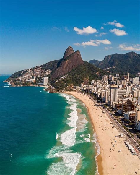 Rio De Janeiro On Instagram Na Foto Podemos Ver As Praias De Ipanema