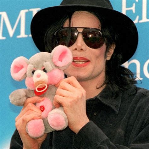 michael jackson wore condoms to prevent him from wetting the bed doctor celebrities nigeria