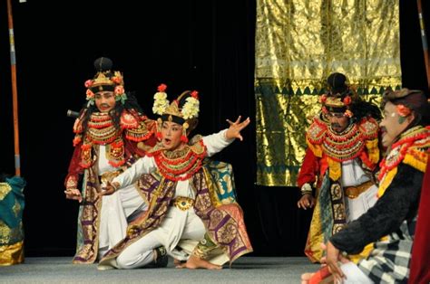 Bali Indonesia Holiday Travels The Balinese Gambuh Dances