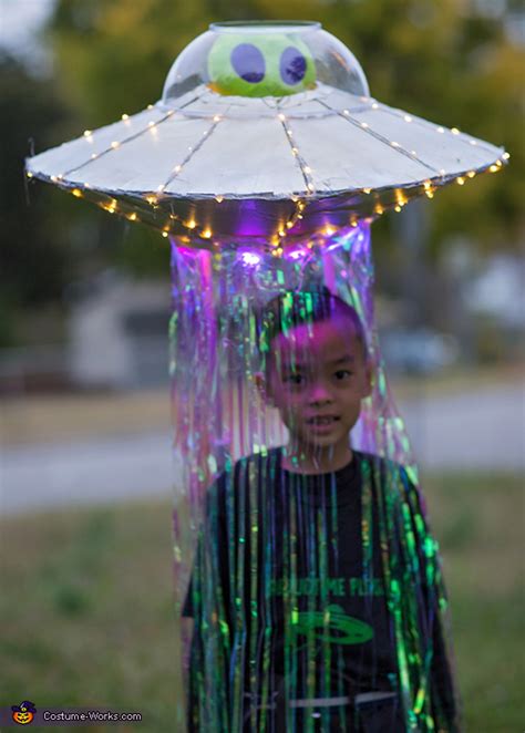 This Alien Abduction Costume Is Perfect For Halloween